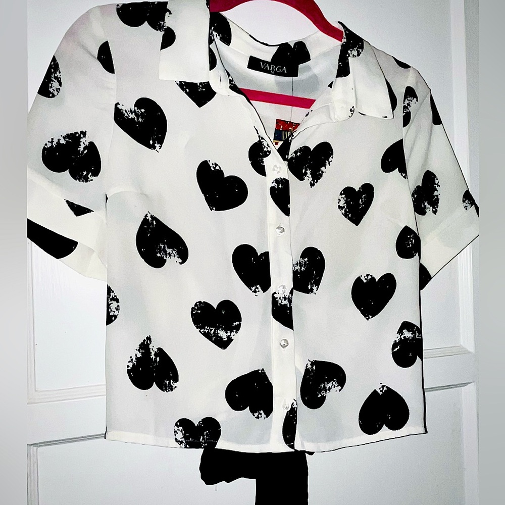 🖤New Heart Crop Top🤍